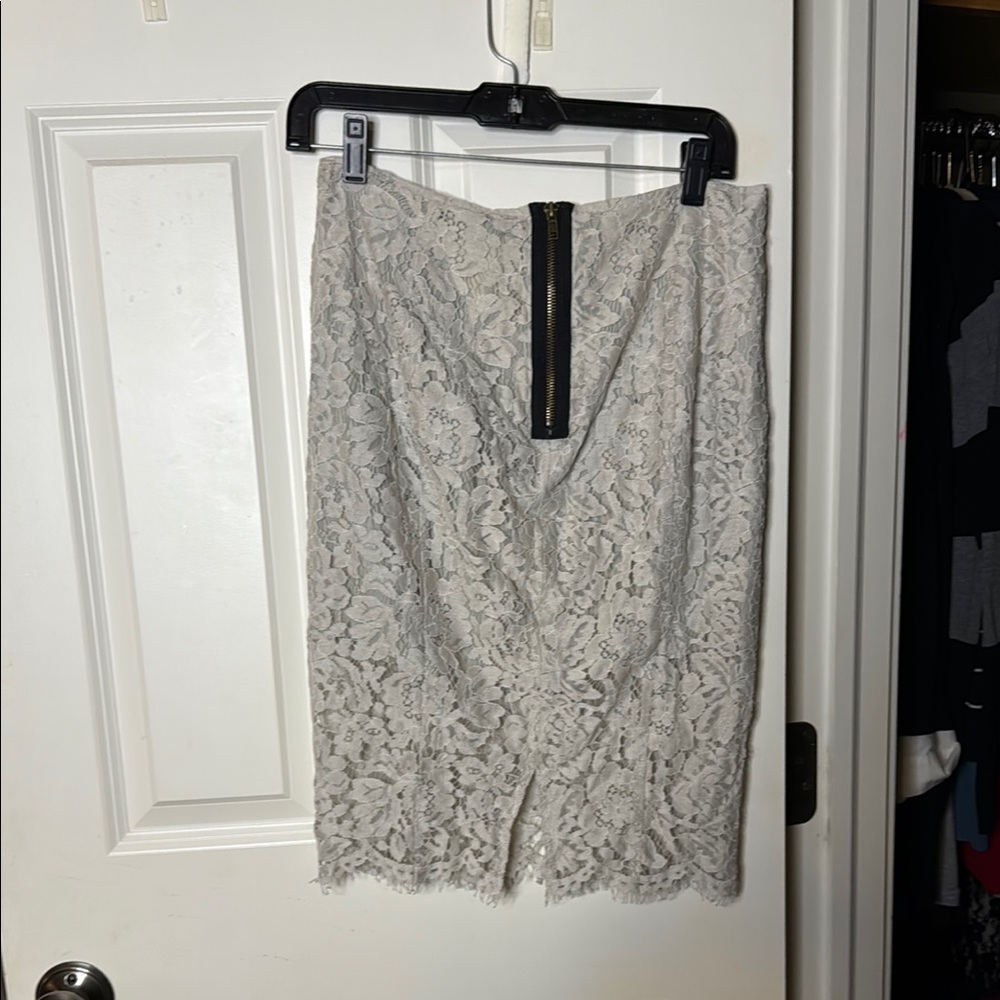 Chaser Gray Lace Skirt - Picture 2 of 2